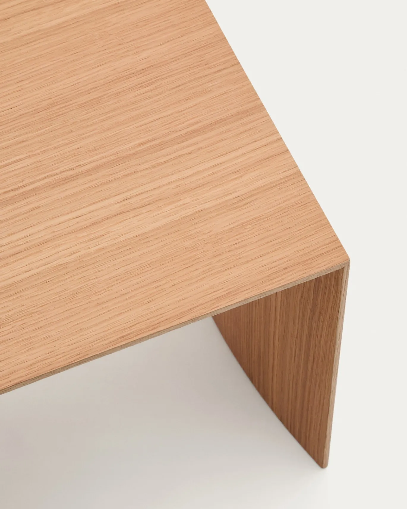 Kave Home Bijzettafel Litto Natuurlijk Afgewerkt Eikenfineer 55x40cm