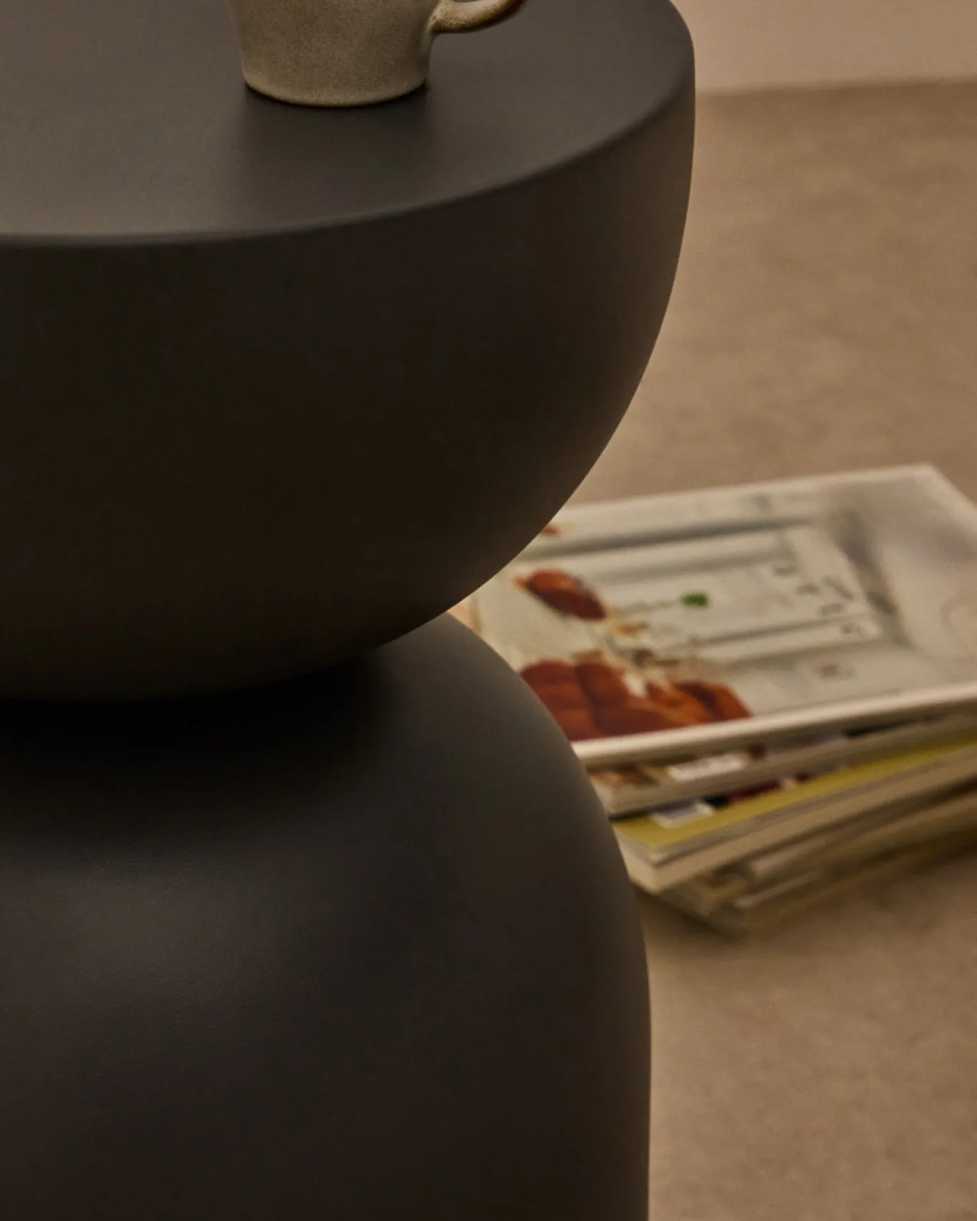 Kave Home Bijzettafel Rachell Metaal Grijs Geschilderd Ø30,5cm