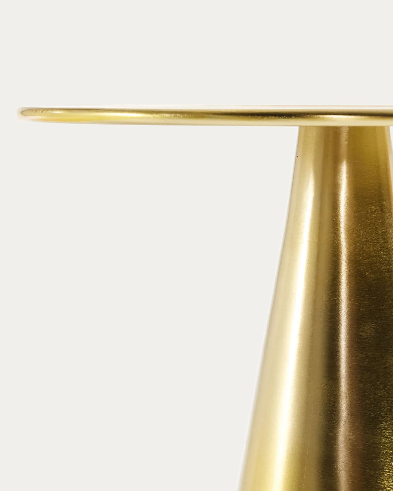 Kave Home Bijzettafel Rhet Goud Ø39cm