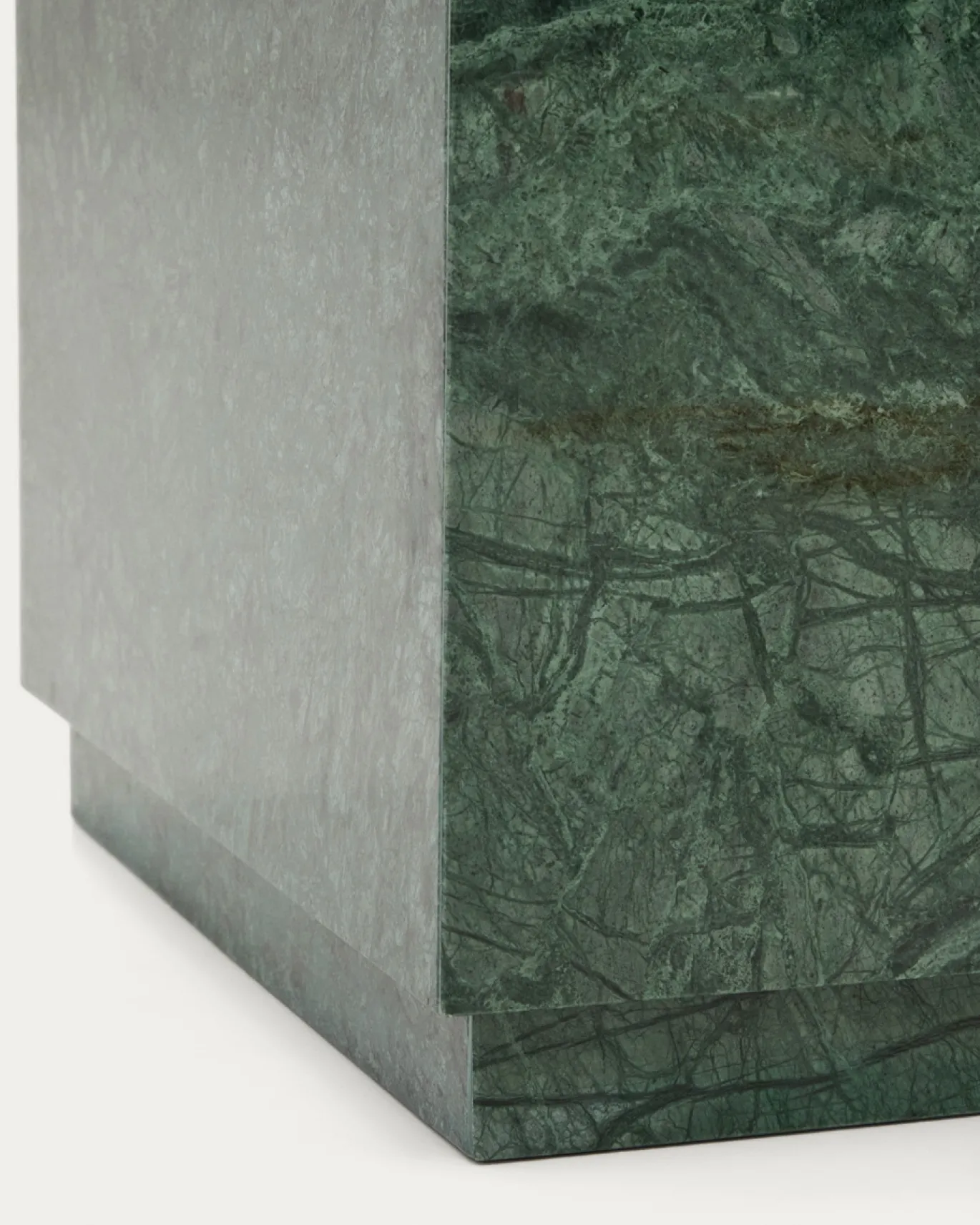 Kave Home Bijzettafel Sorein Groen Marmer 50x50cm