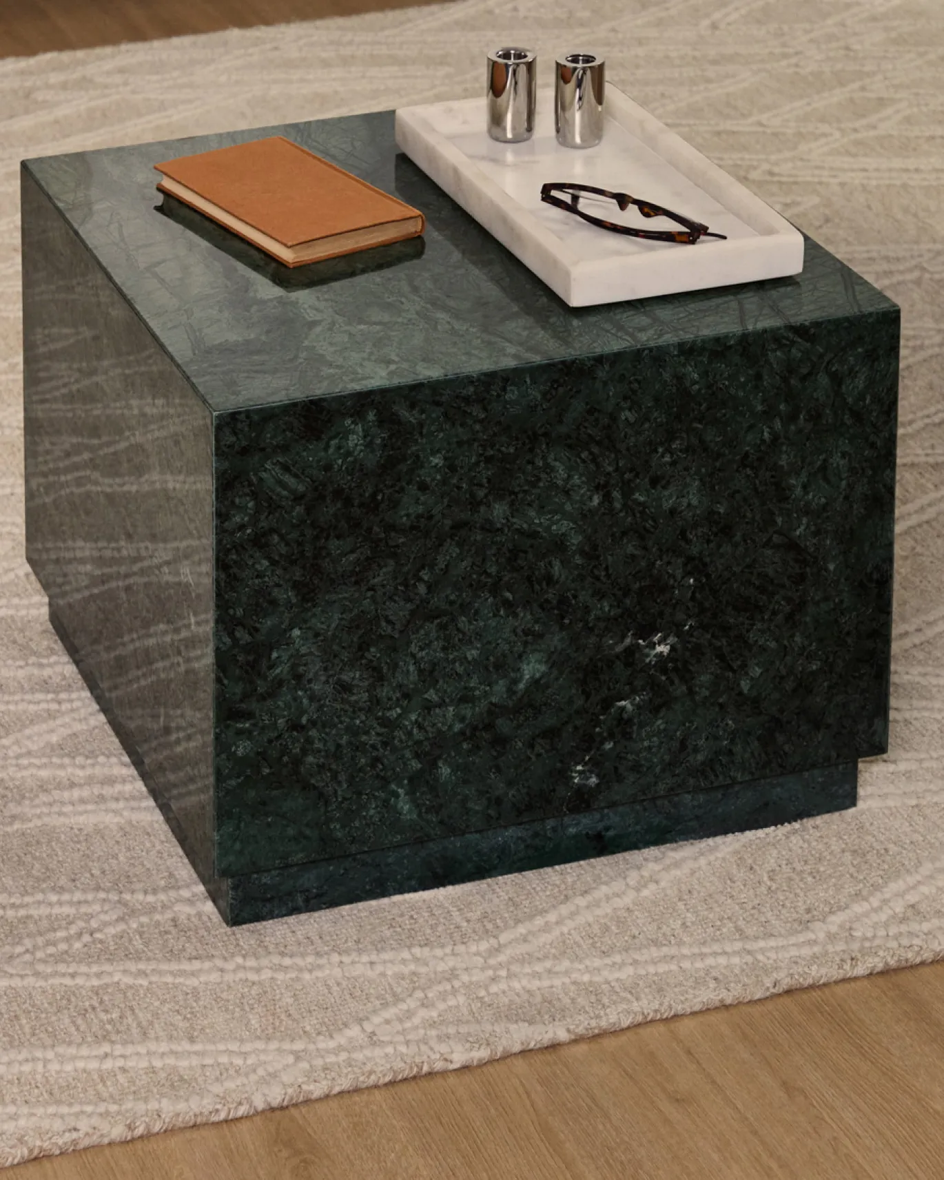 Kave Home Bijzettafel Sorein Groen Marmer 50x50cm