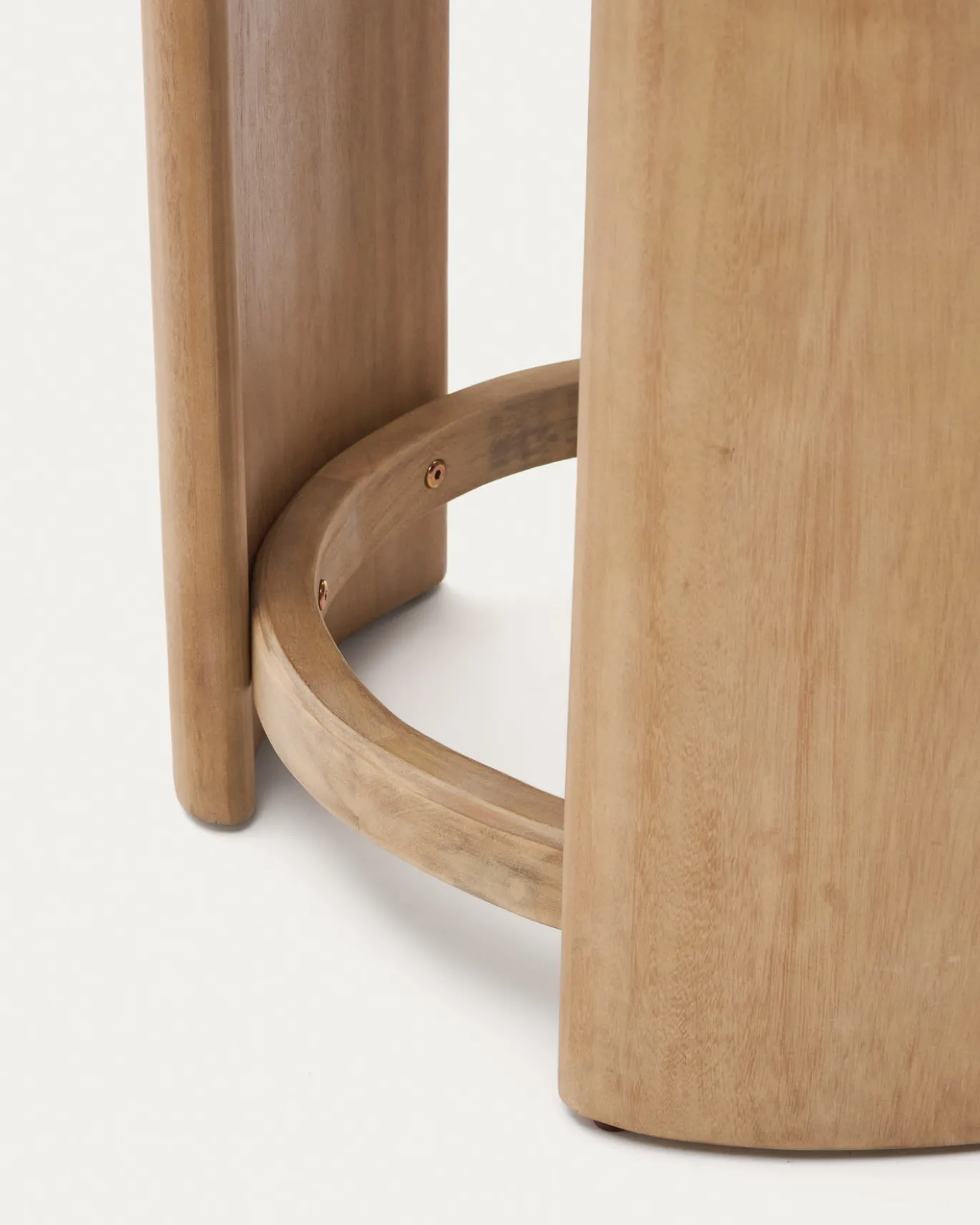 Kave Home Bijzettafel Xoriguer Massief Eucalyptushout Ø56cm