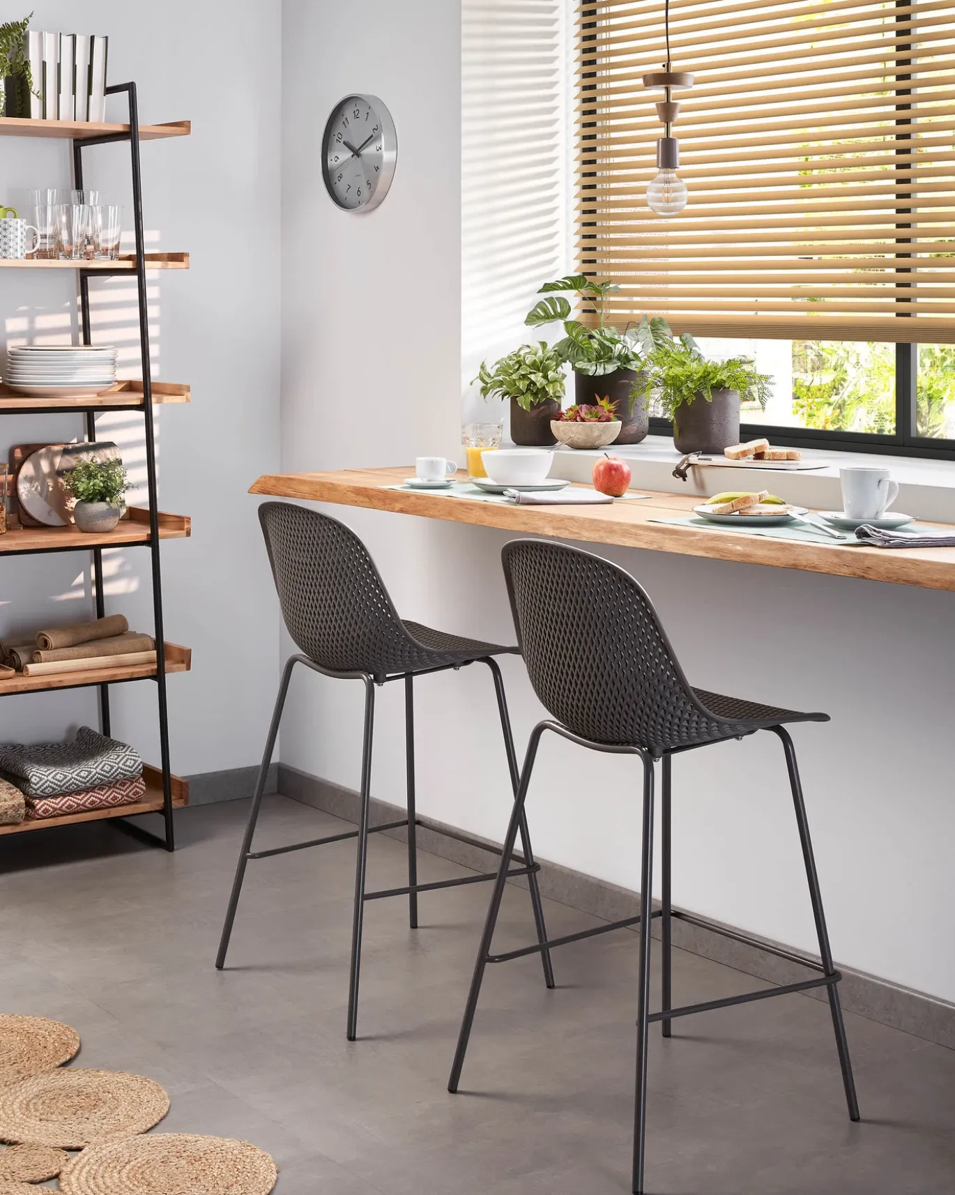 Kave Home Buitenkruk Quinby Grijs 75cm