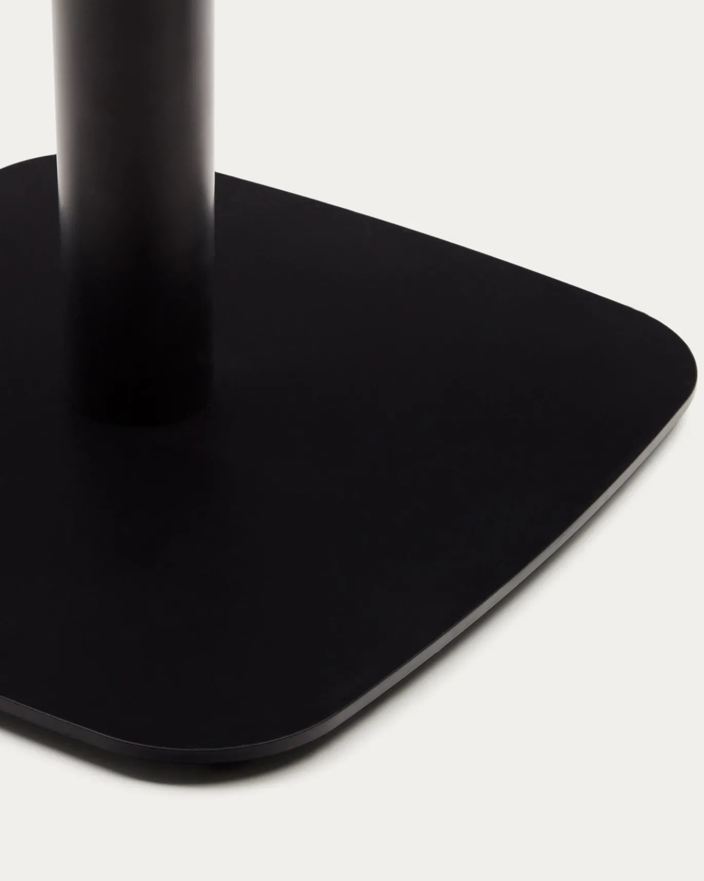 Kave Home Buitentafel Dina Zwart Hoog 60x60x96cm