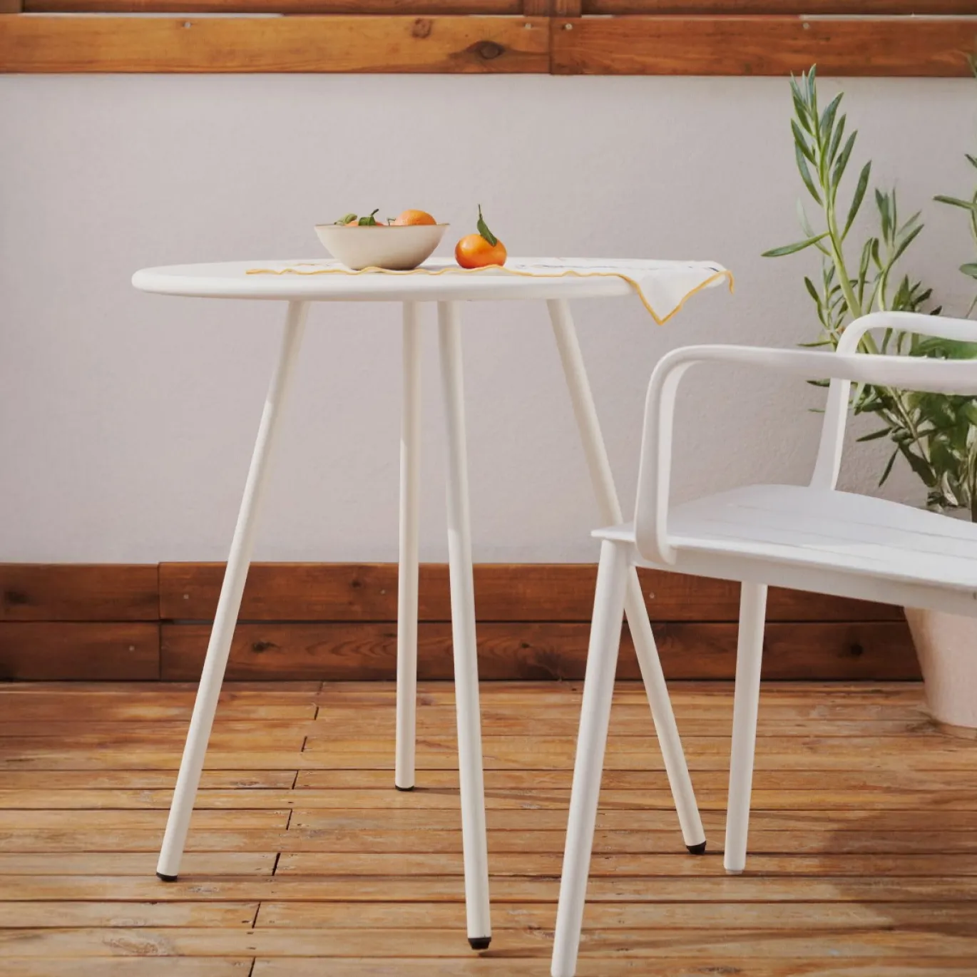 Kave Home Buitentafel Montjoi Ronde Staal Wit Ø70cm