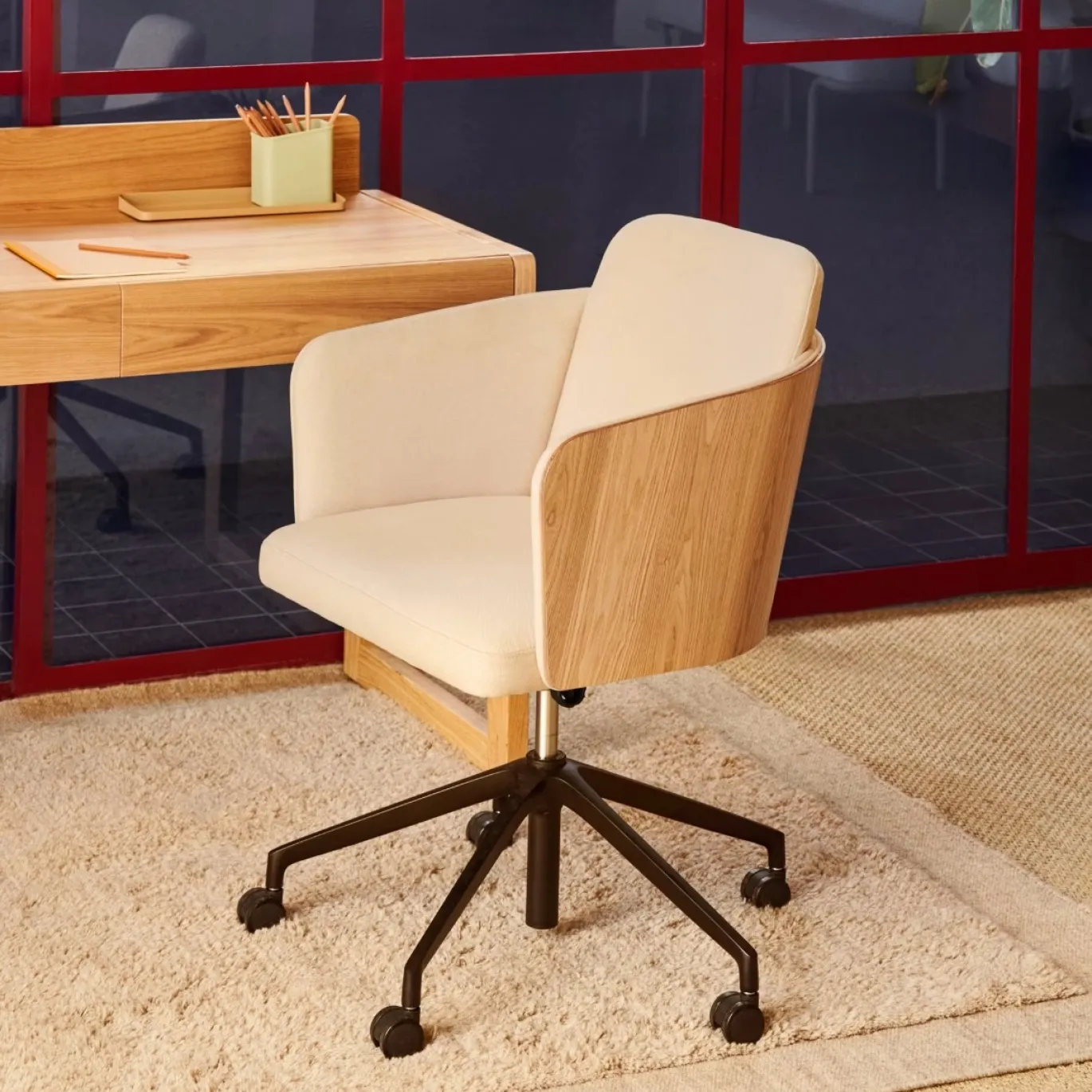 Kave Home Bureaustoel Madai Beige Chenille Essenfineer