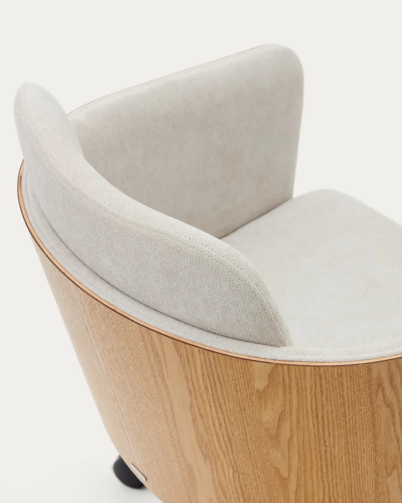 Kave Home Bureaustoel Madai Beige Chenille Essenfineer