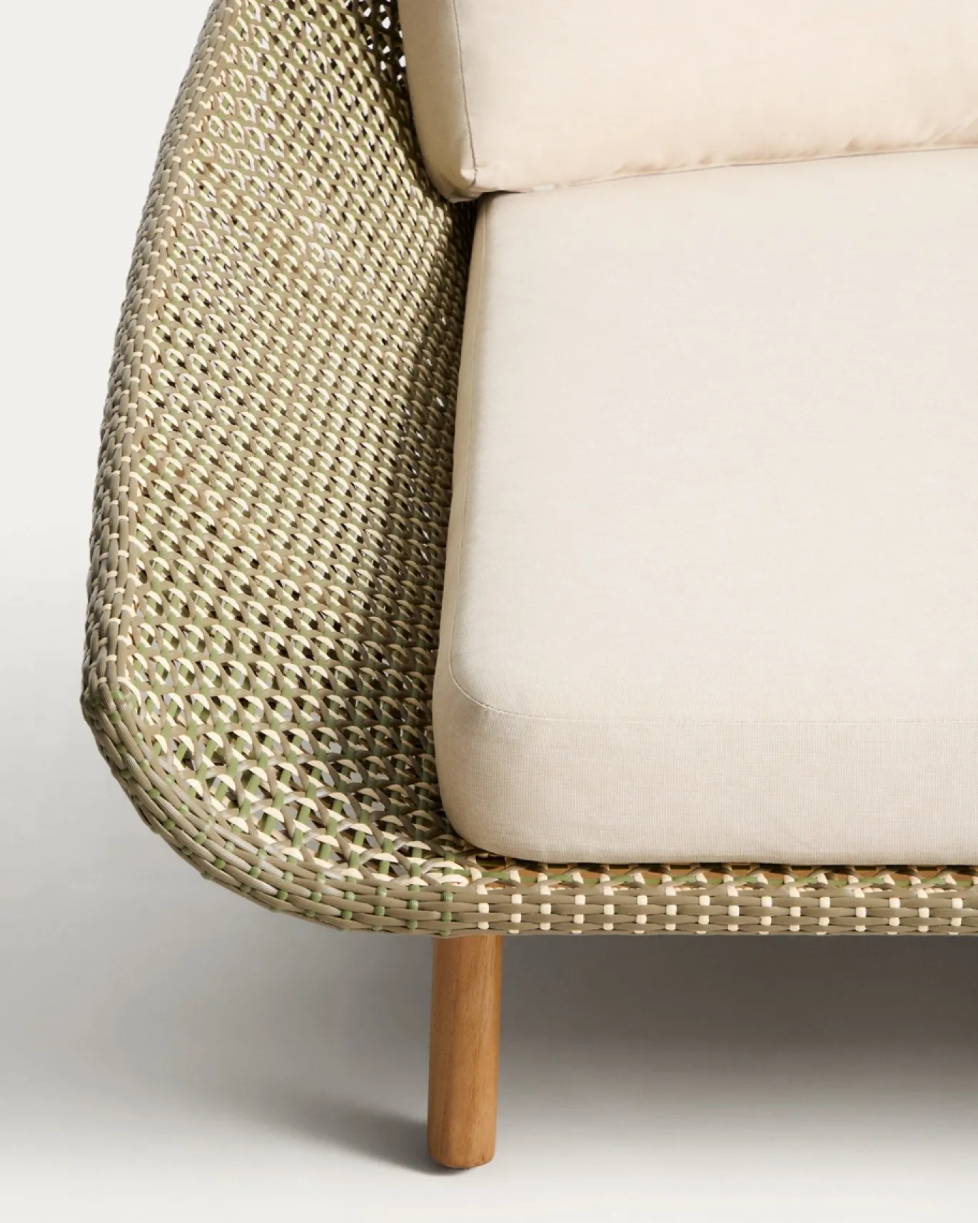 Kave Home Dubbel Ligbed Olbia Massief Teakhout Rotan Groen