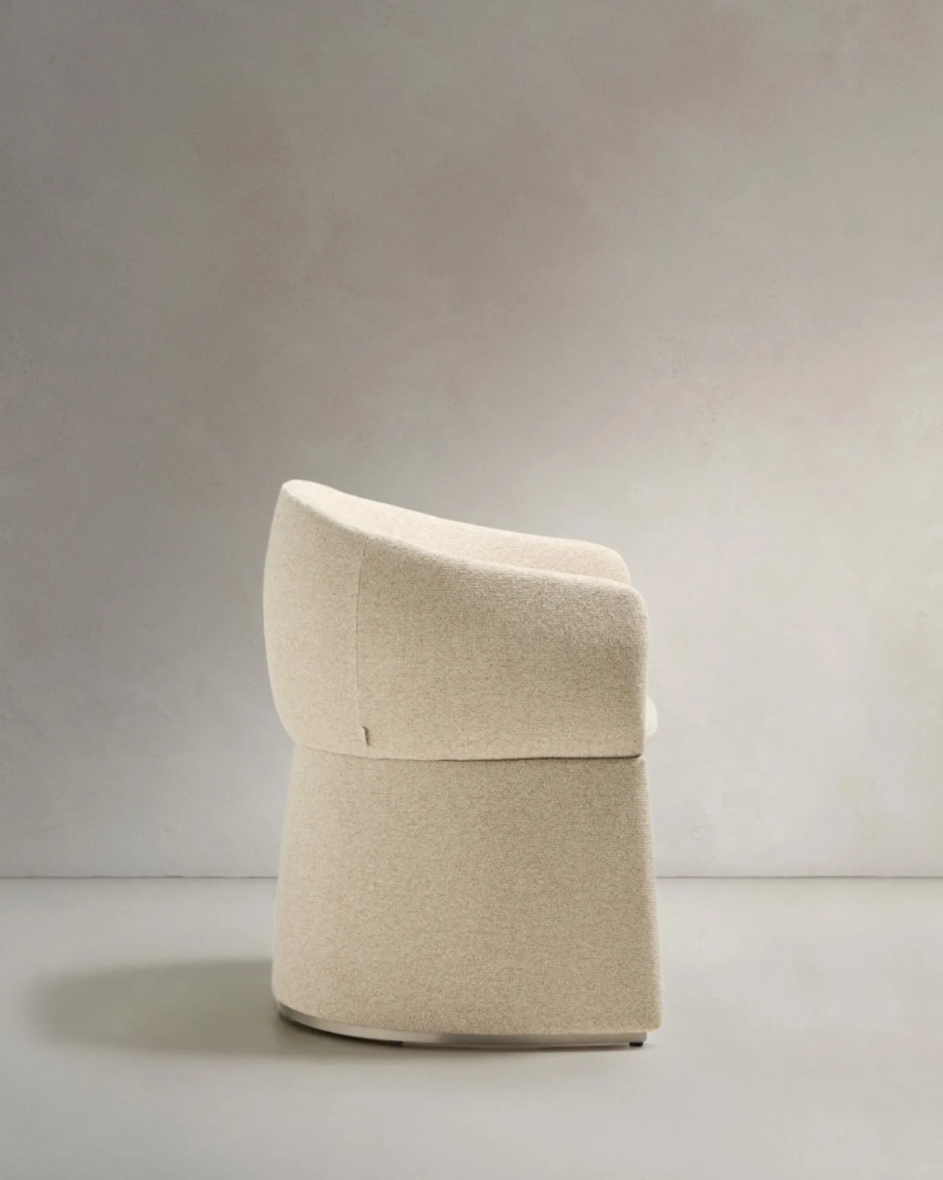 Kave Home Eetkamerstoel Bosca Beige Chenille