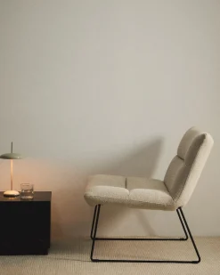Kave Home Fauteuil Asen Chenille Beige met Zwart Staal