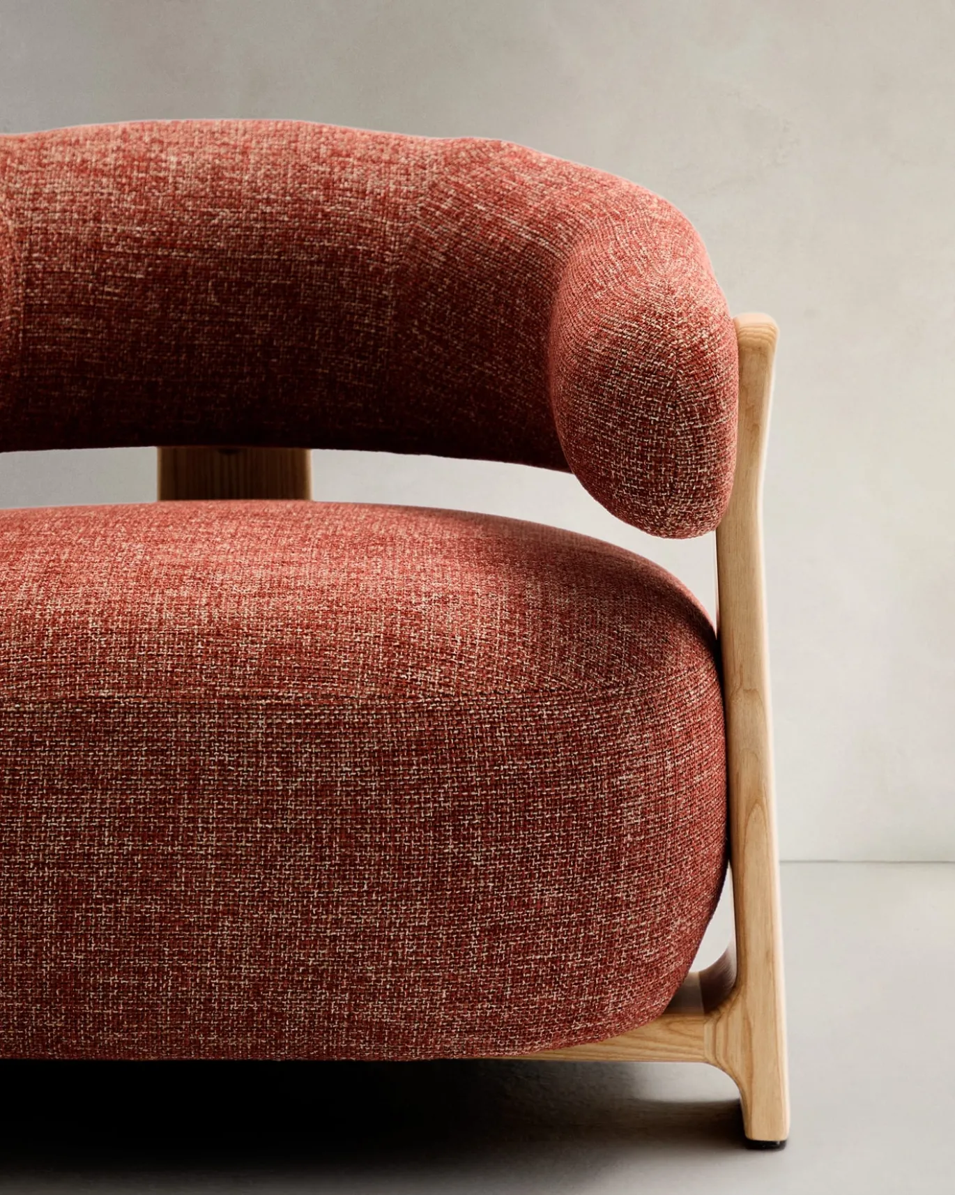 Kave Home Fauteuil Granite Terracotta/Naturel Chenille En Essenhout