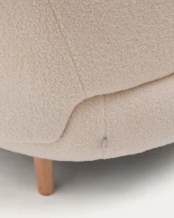 Kave Home Fauteuil Luisa Ecru Bouclé met Beukenhouten Poten 90cm