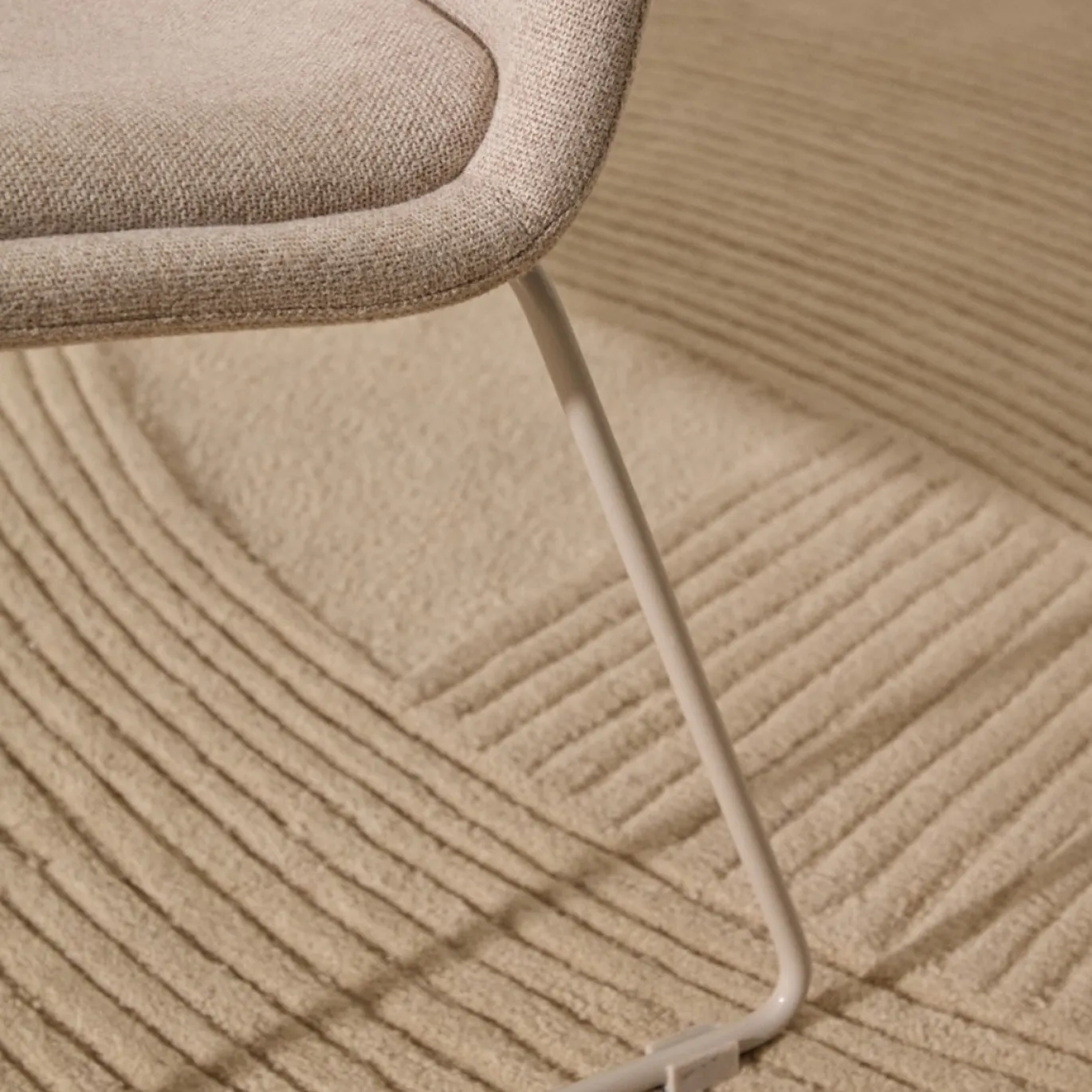 Kave Home Fauteuil Zahara Beige en Staal