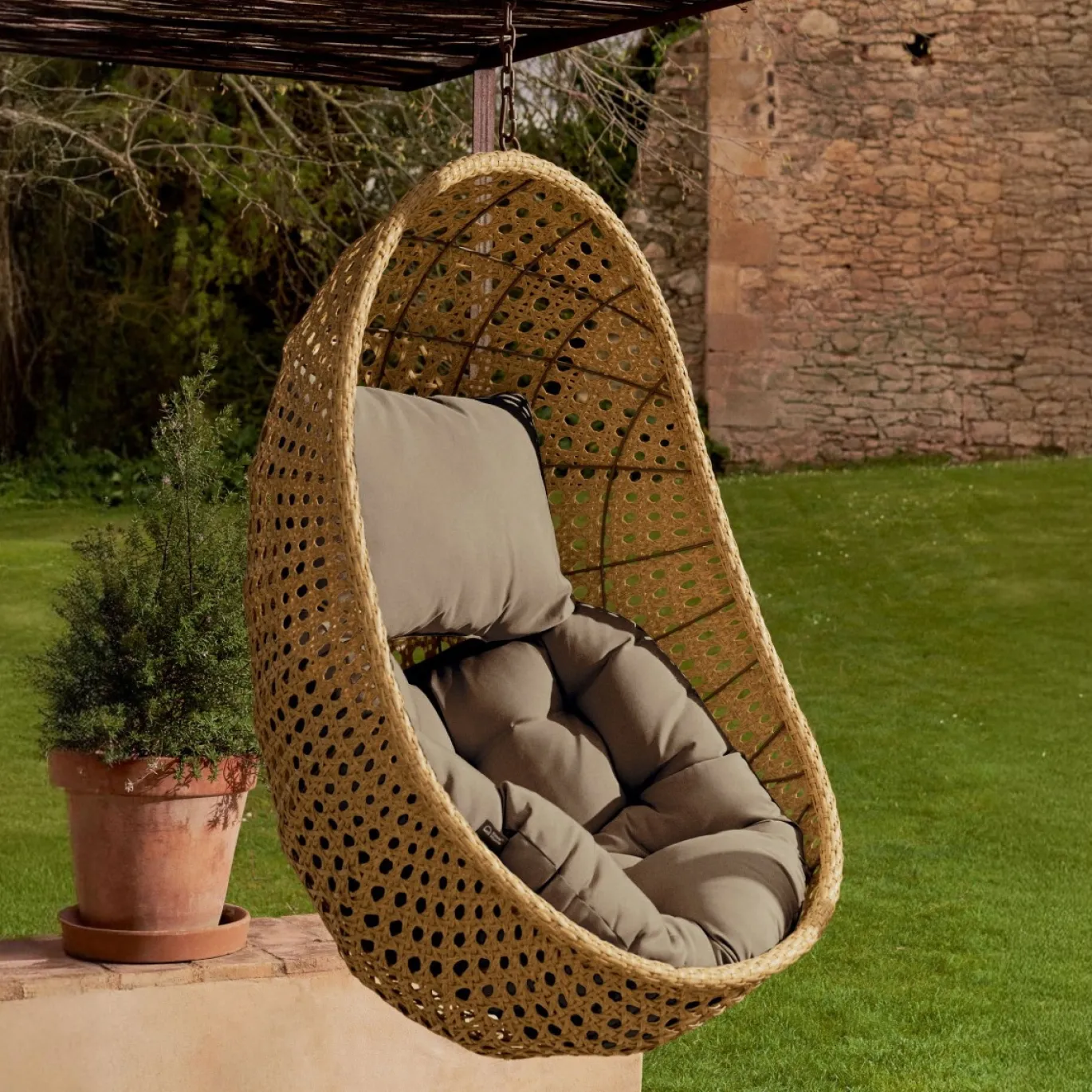 Kave Home Hangstoel Cira Naturel