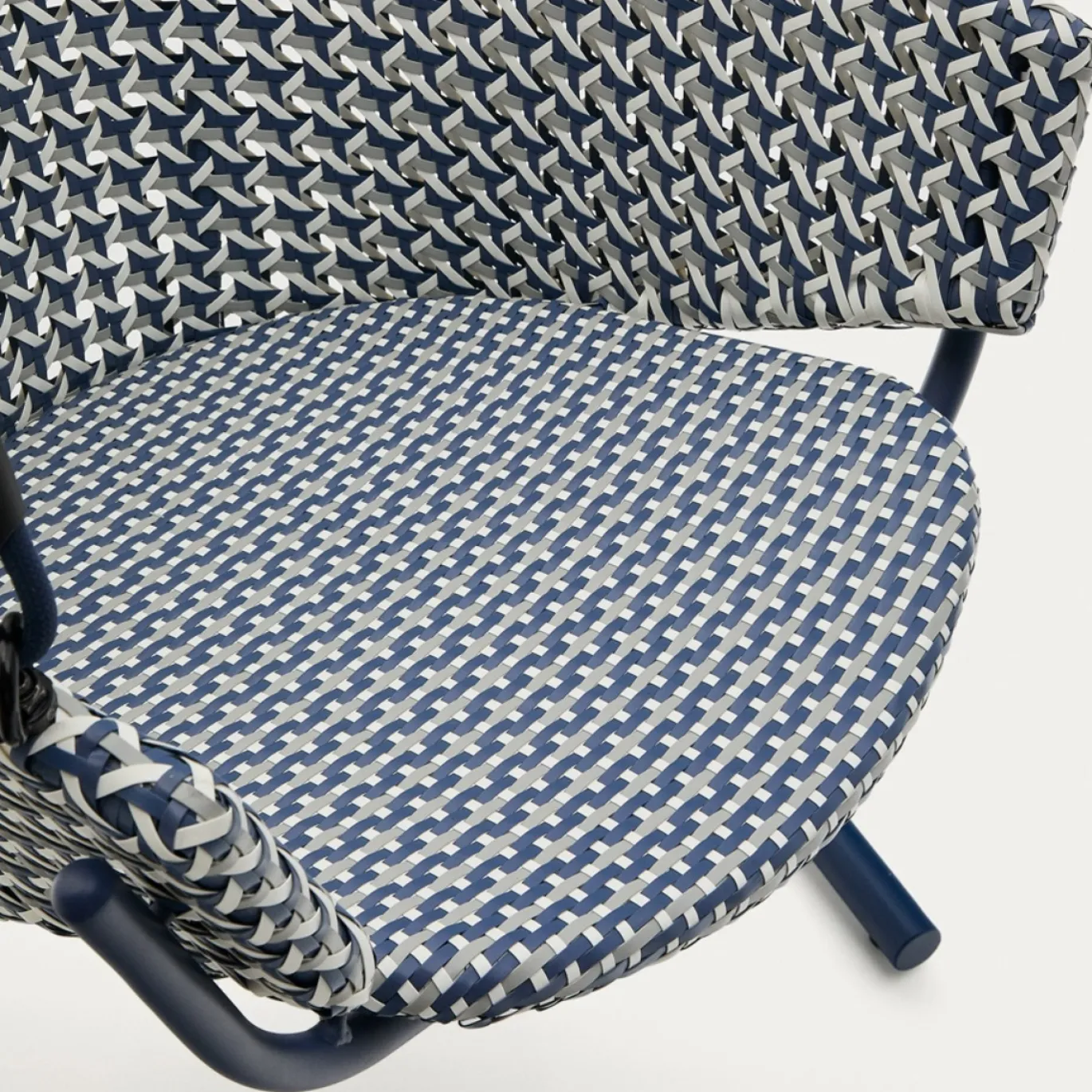 Kave Home Hangstoel Saliga Blauw Rotan
