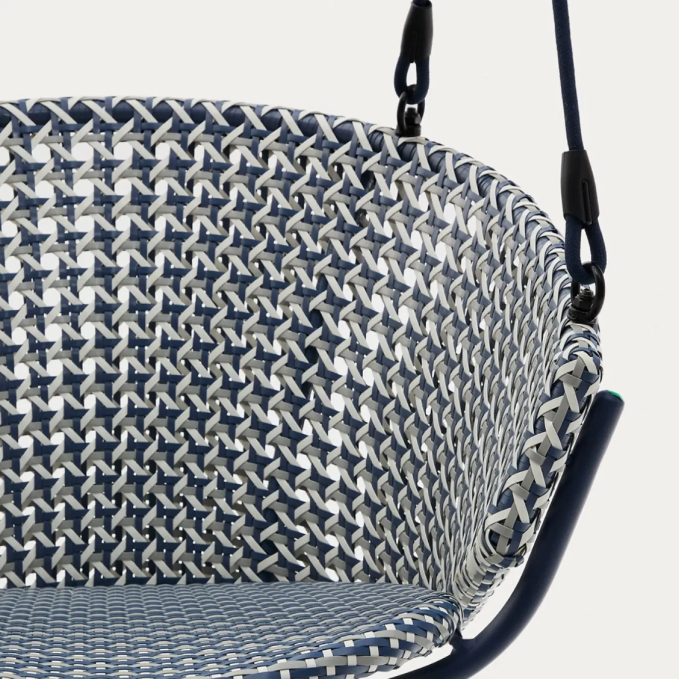 Kave Home Hangstoel Saliga Blauw Rotan