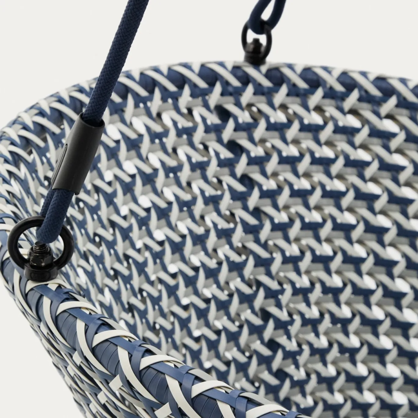 Kave Home Hangstoel Saliga Blauw Rotan