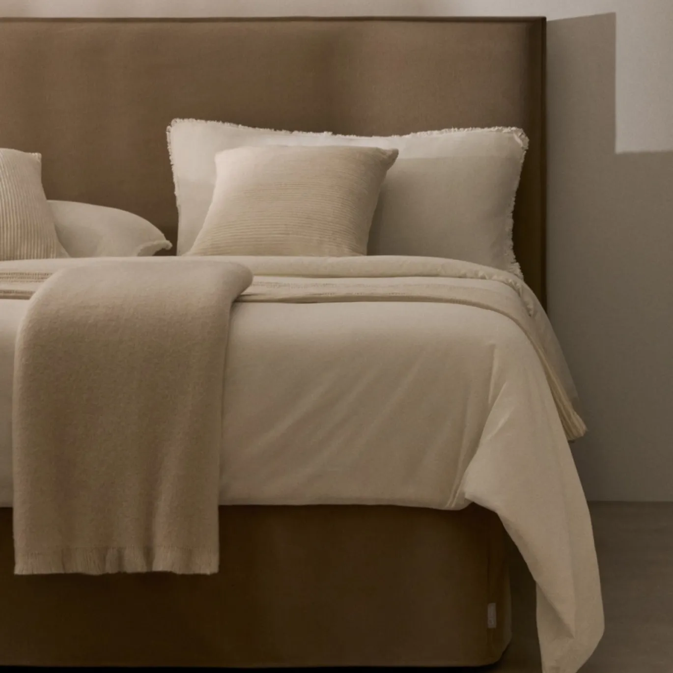 Kave Home Hoofdbord Jaira Taupe 160cm