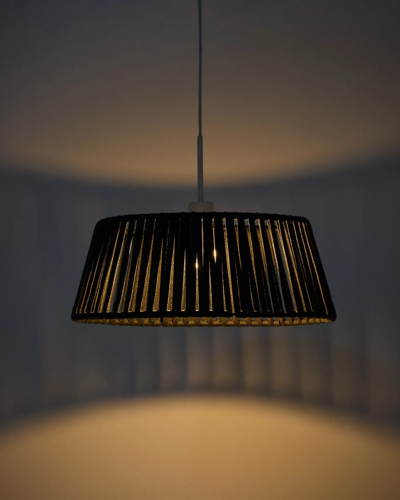 Kave Home Lampenkap Aldet Touw Zwart Ø46cm