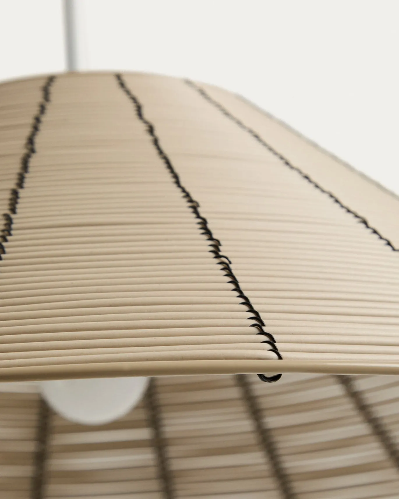 Kave Home Lampenkap Saranella Outdoor Rotan Lichtgrijs Ø50cm
