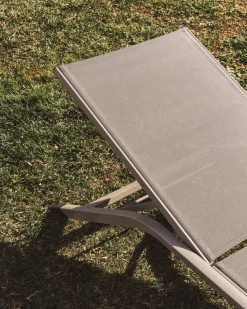 Kave Home Ligbed Capraia Stapelbaar Aluminium Taupe