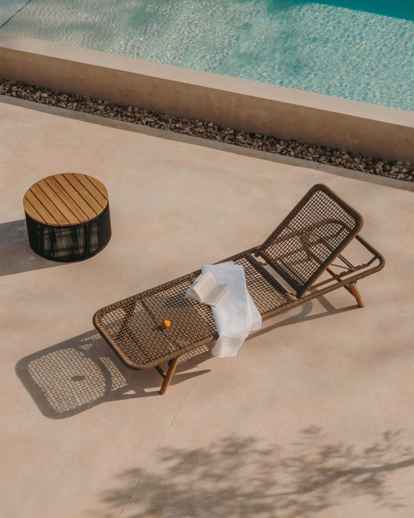 Kave Home Ligstoel Dandara Beige