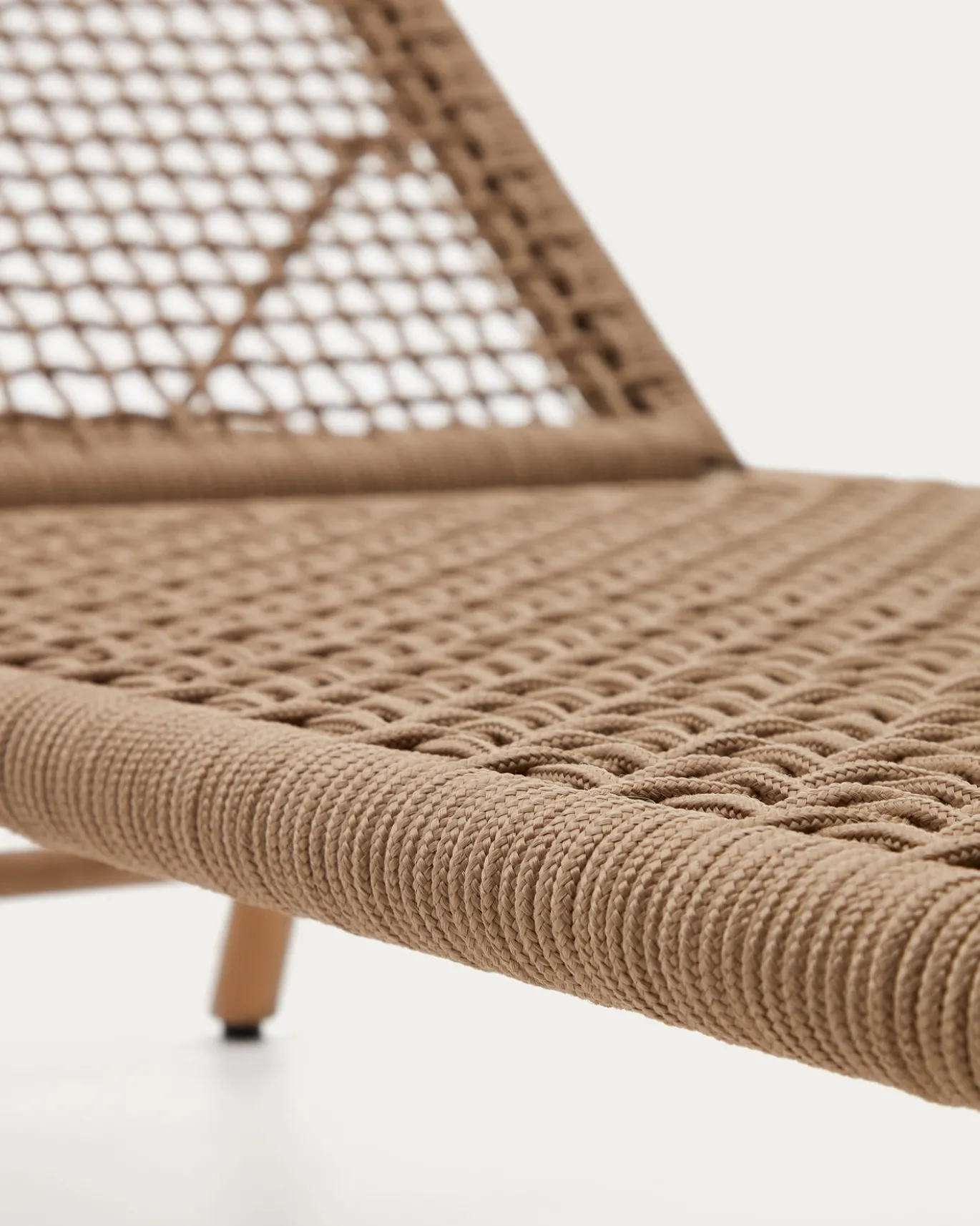 Kave Home Ligstoel Dandara Beige