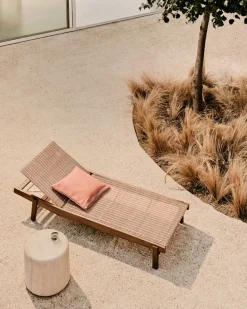 Kave Home Ligstoel Itani Acaciahout en Rotan