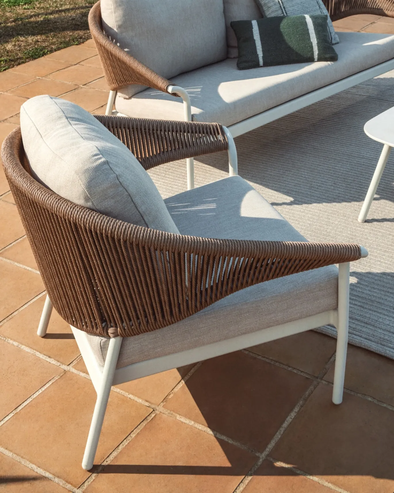 Kave Home Loungeset Zuara Aluminium Beige Synthetisch Touw Bruin
