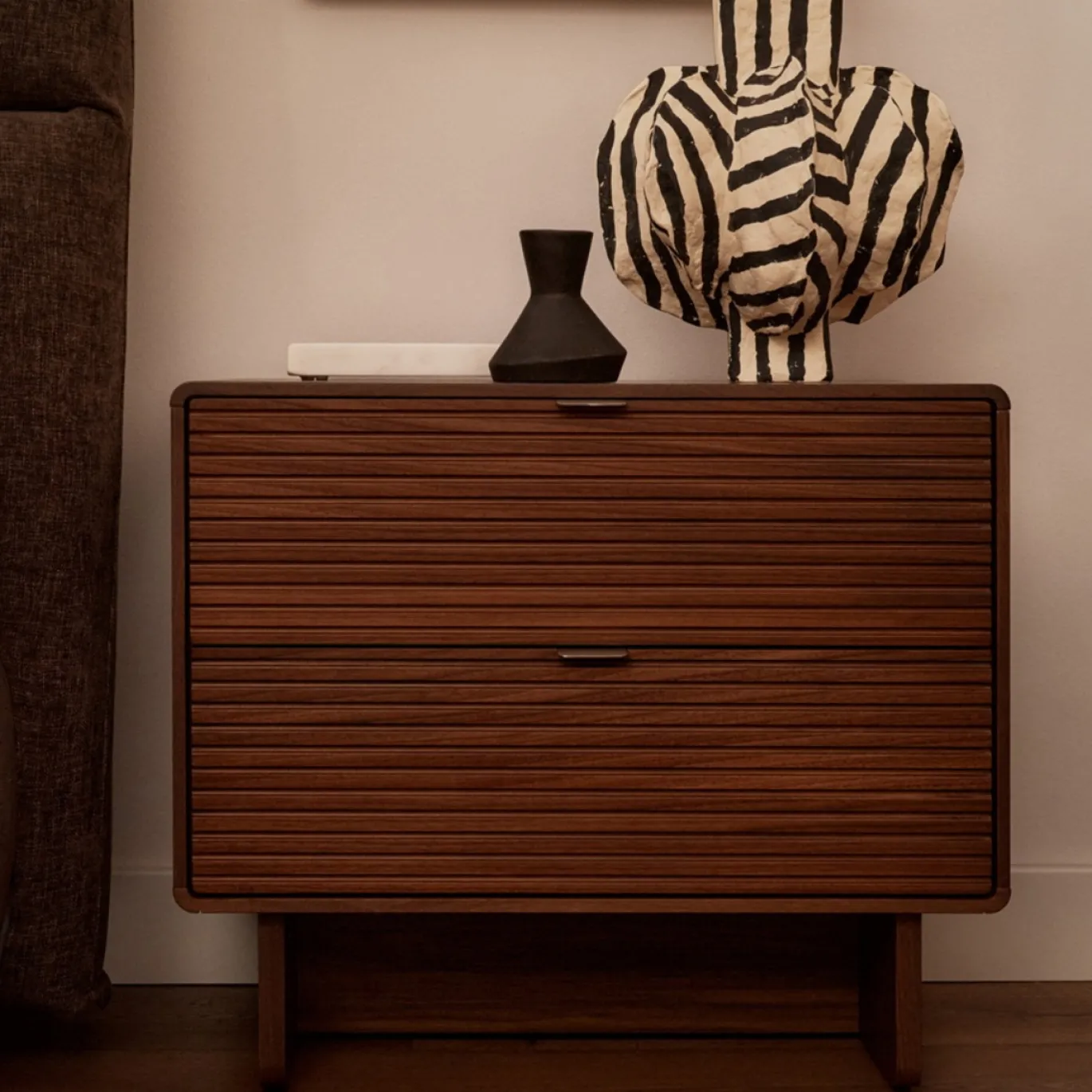 Kave Home Nachtkastje Norlen Walnoot 60cm
