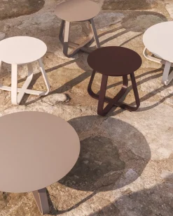 Kave Home Outdoor Bijzettafel Tamaris Aluminium Taupe Ø48cm