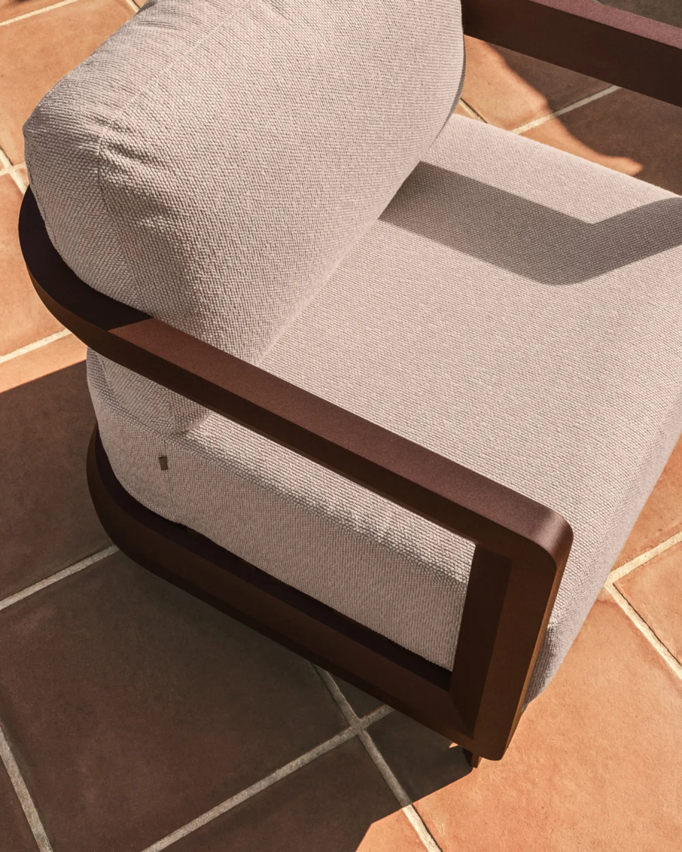 Kave Home Outdoor Fauteuil Nerano Aluminium Bruin