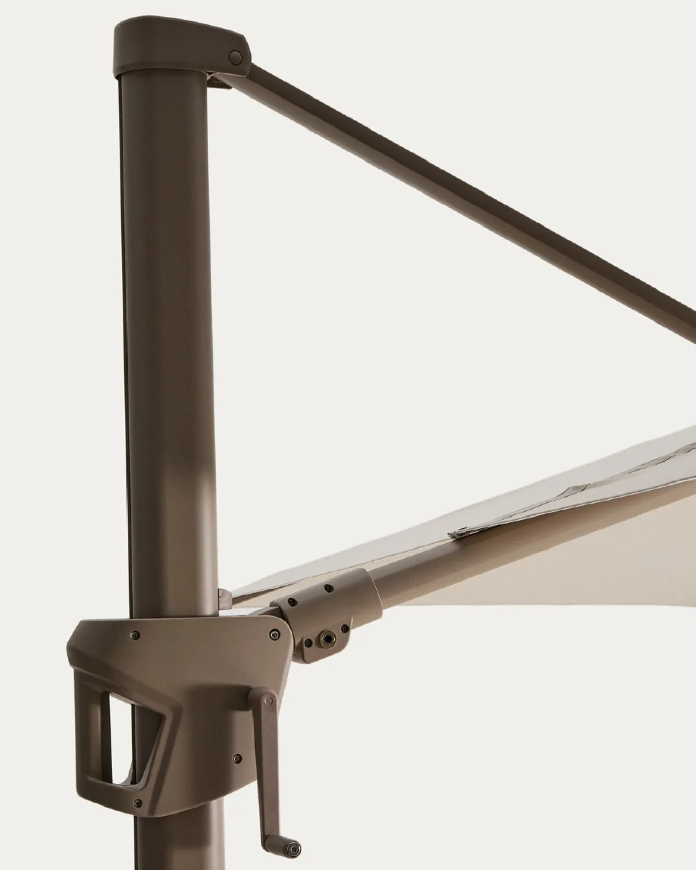 Kave Home Parasol Noli Excentrisch Aluminium Taupe Beige Ø300cm