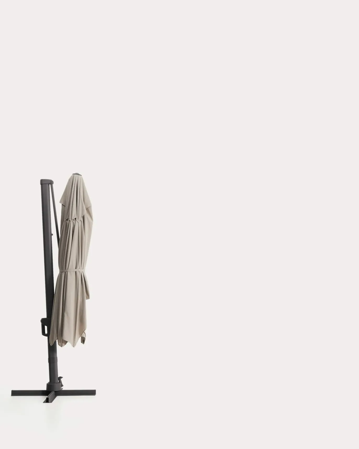 Kave Home Parasol Noli Excentrisch Aluminium Grafiet Beige 300x420cm