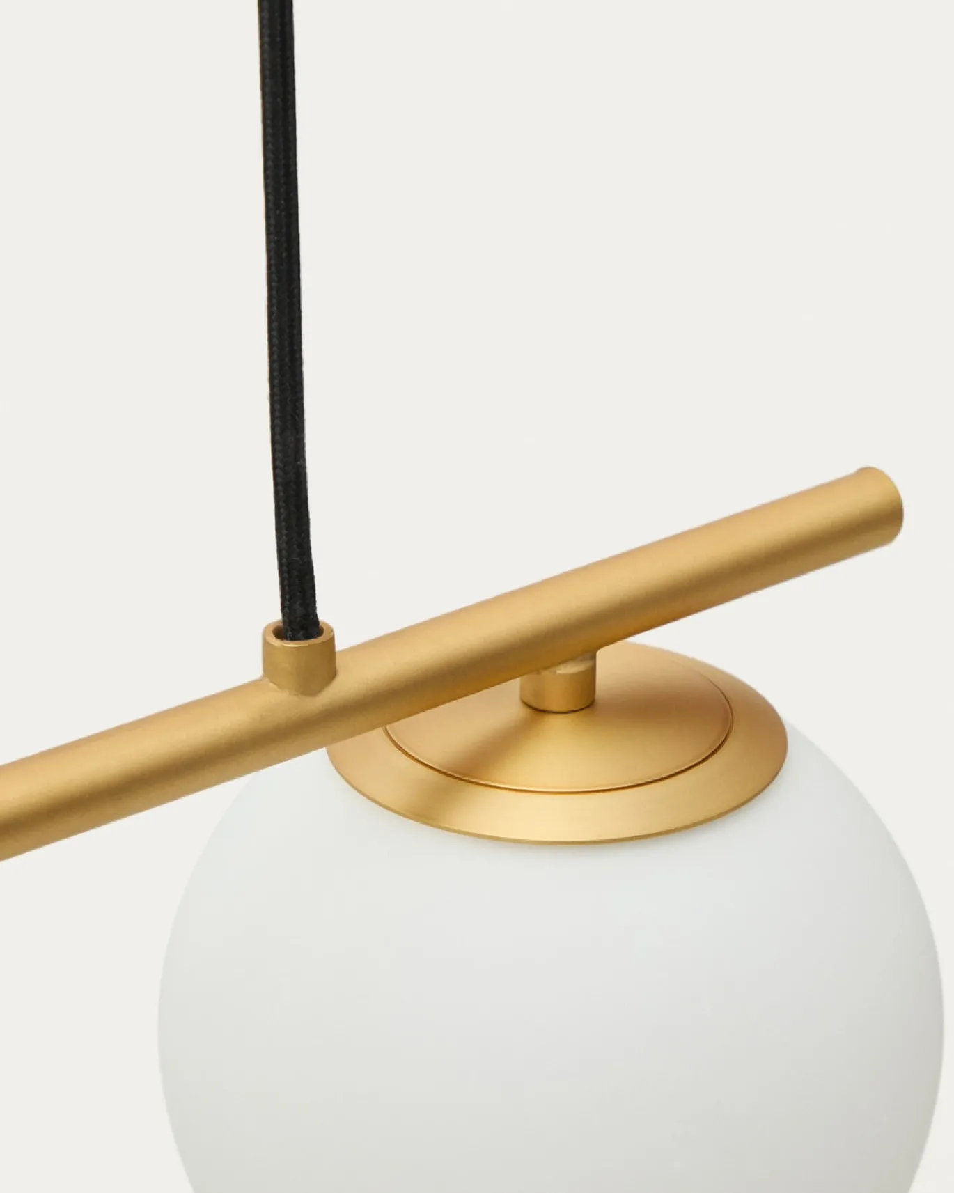 Kave Home Plafondlamp Brisia Metaal Messing Glas Ø15cm 3 Bollen
