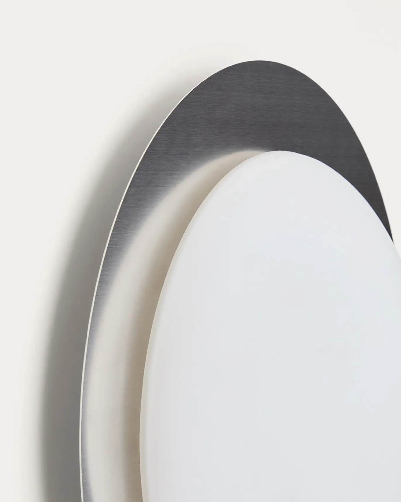 Kave Home Plafondlamp Novae Metaal Glas Lichtgrijs Ø40cm