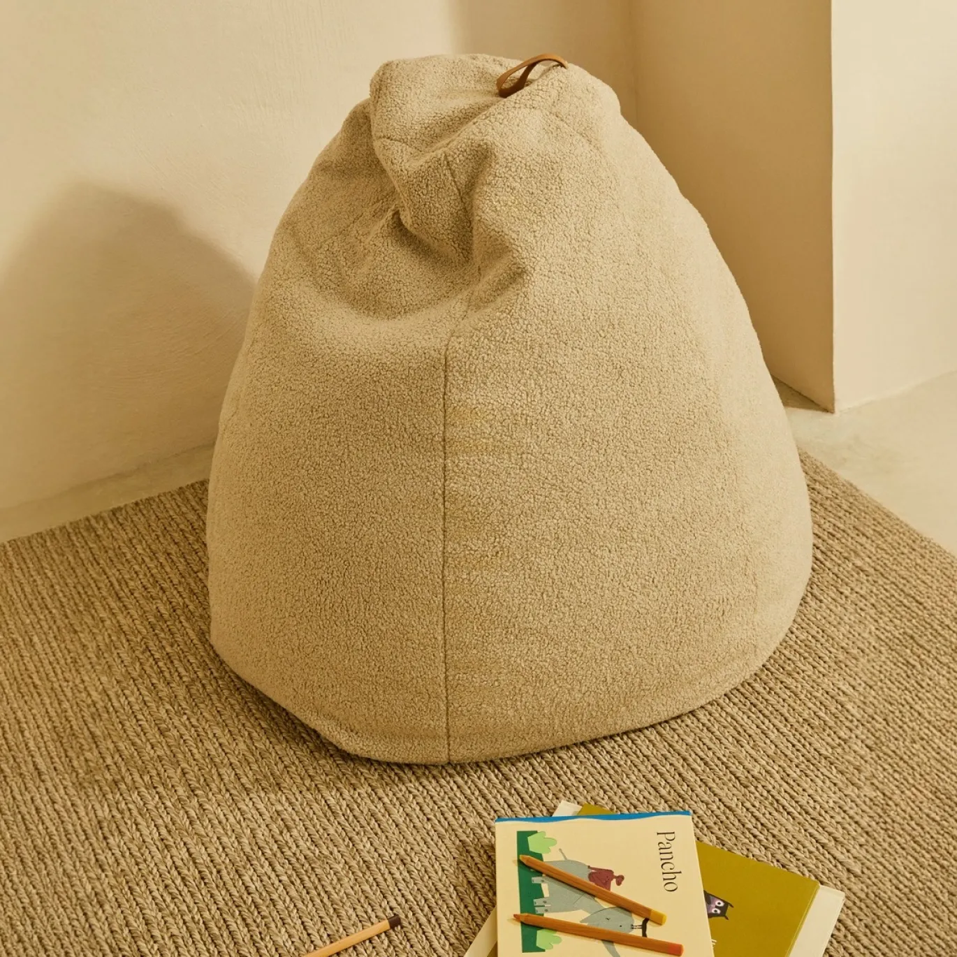 Kave Home Poef Vicka Beige Bouclé Ø70cm