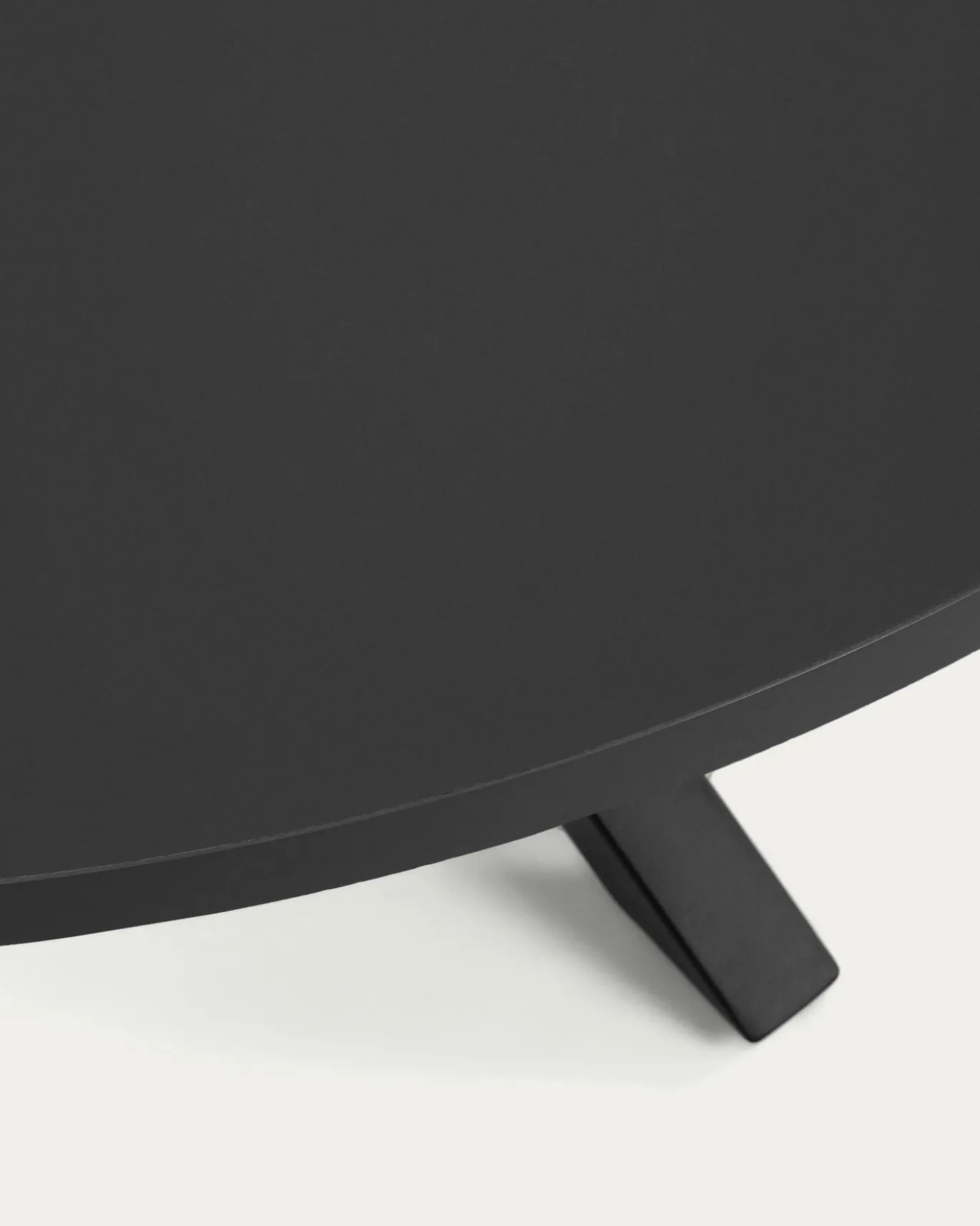 Kave Home Ronde Tafel Argo Zwartgelakt Mdf Ø120cm