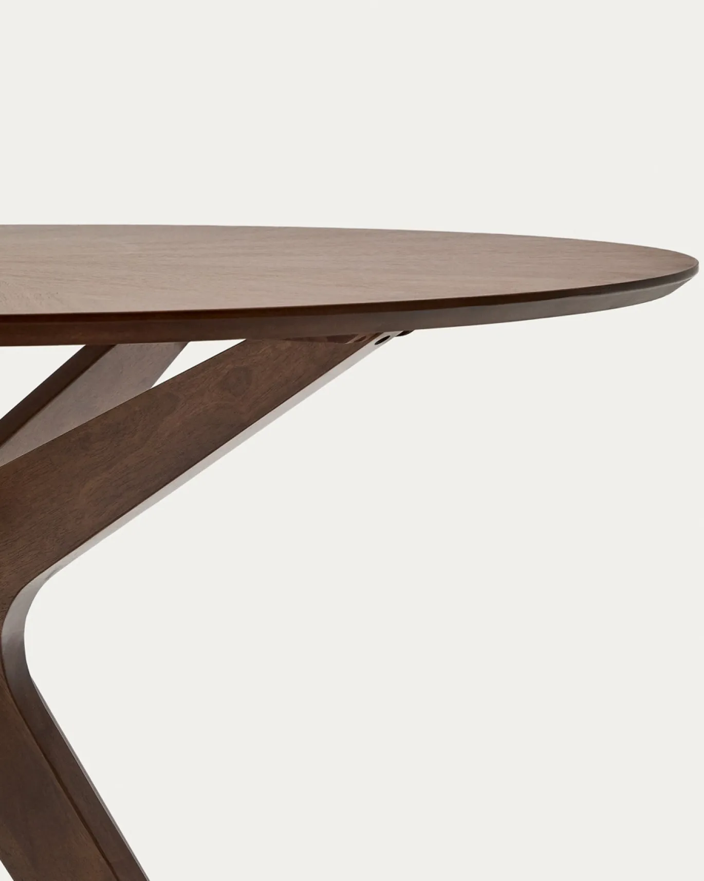 Kave Home Ronde Tafel Naanim Walnootfineer Ø120cm