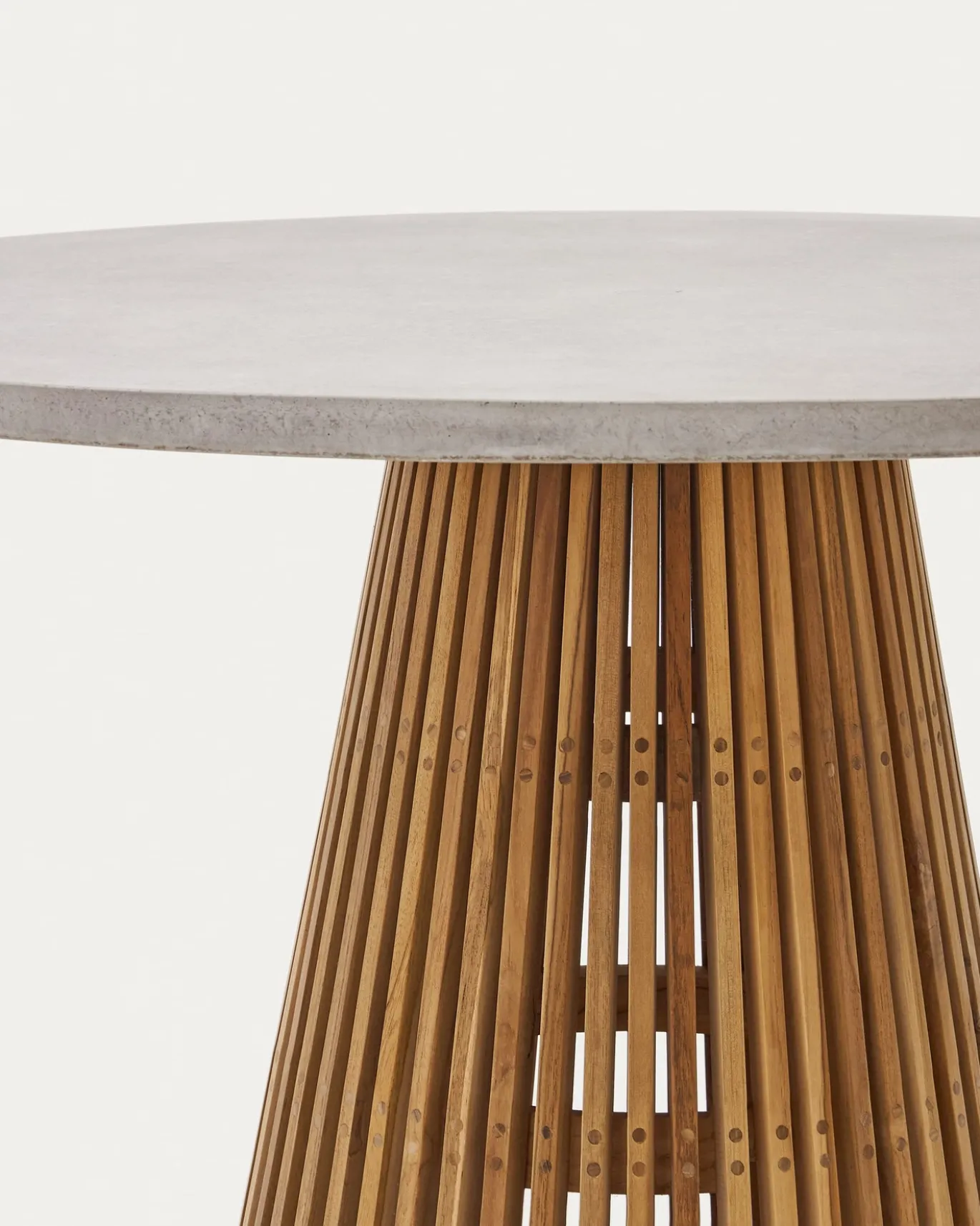 Kave Home Ronde Tuintafel Alcaufar Teakhout en Grijs Cement Ø120cm