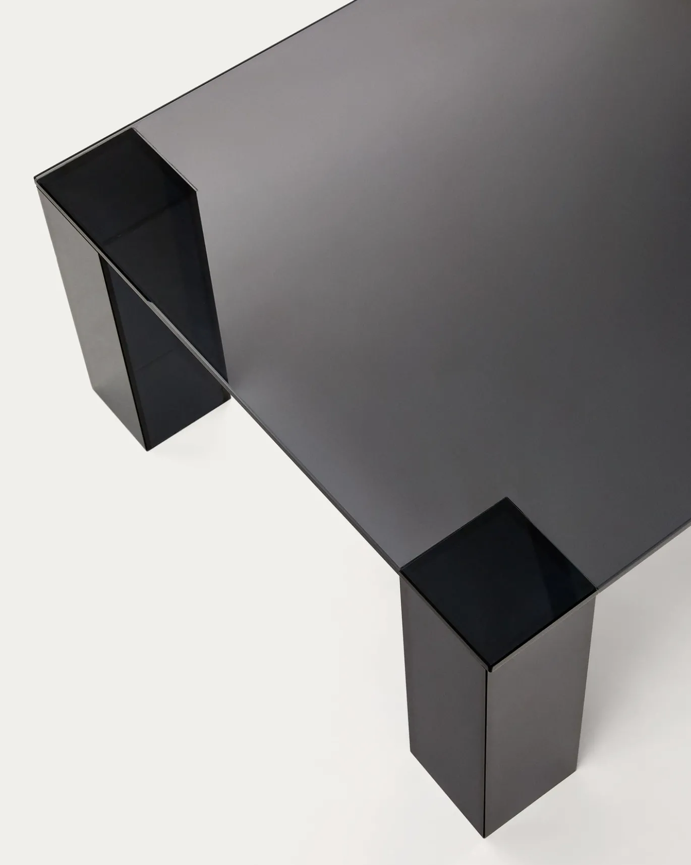 Kave Home Salontafel Adularia Glas Donkergrijs 140cm