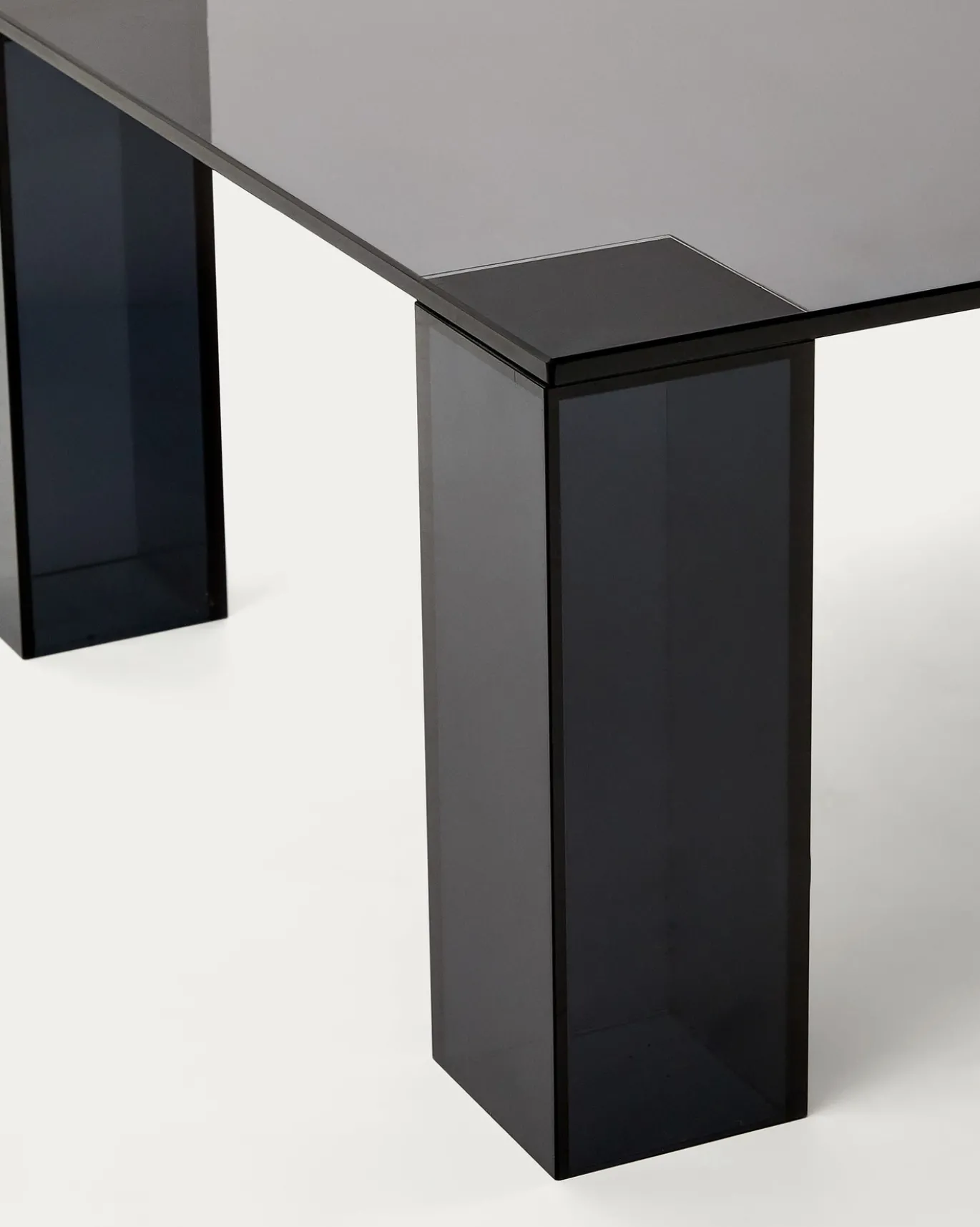Kave Home Salontafel Adularia Glas Donkergrijs 140cm