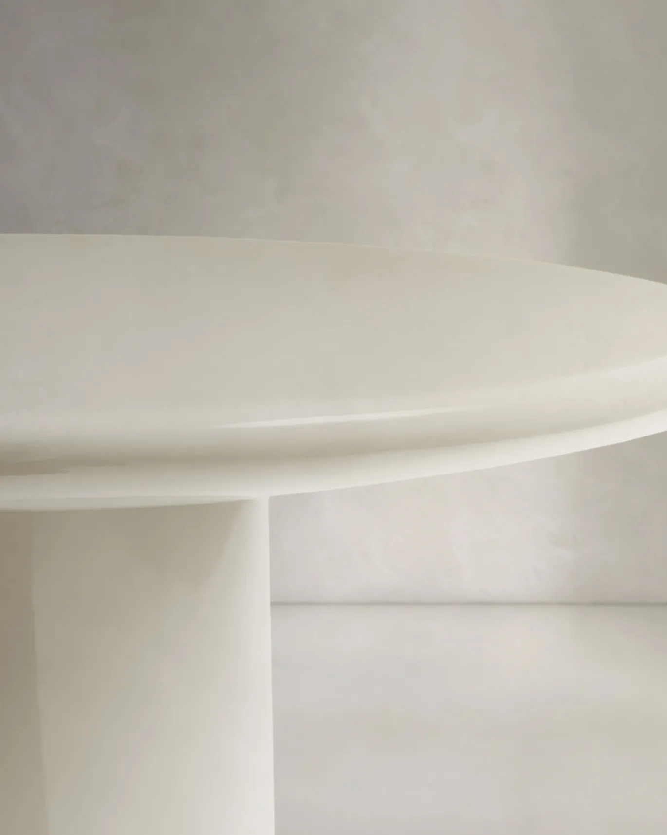 Kave Home Salontafel Albanella Cement met Glanzend Witte Afwerking Ø65cm