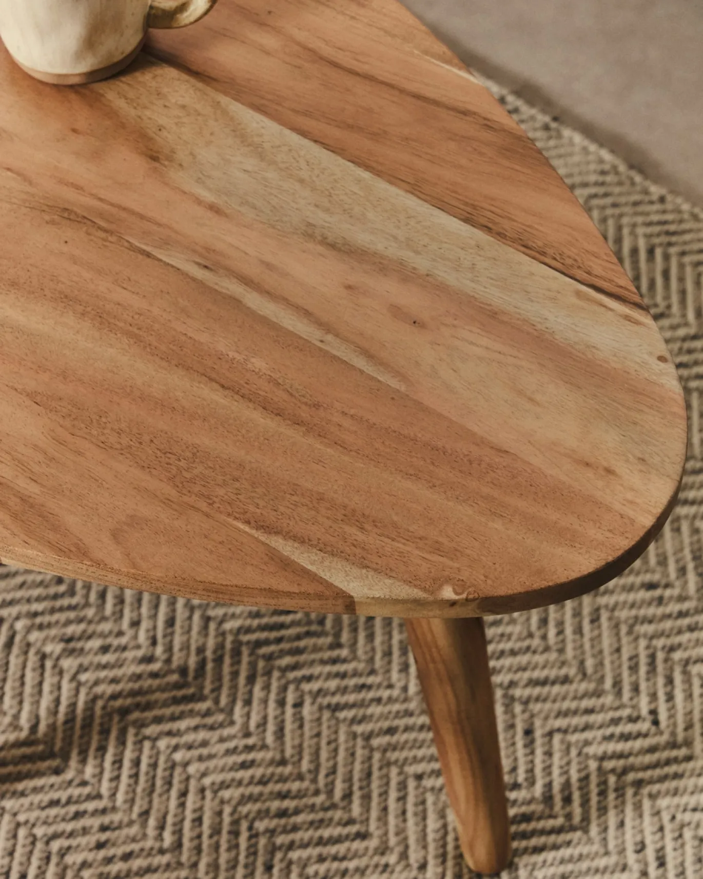 Kave Home Salontafel Duvani Acaciahout Naturel Ø110x60cm