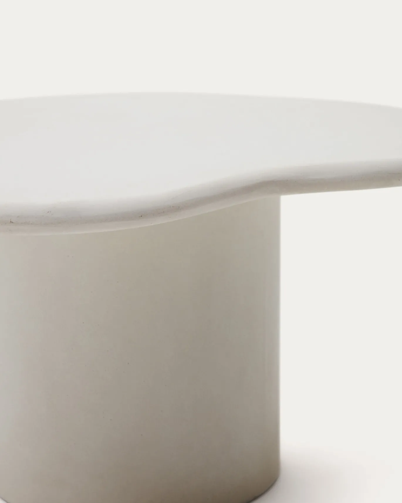 Kave Home Salontafel Macarella Wit Cement 83x77cm