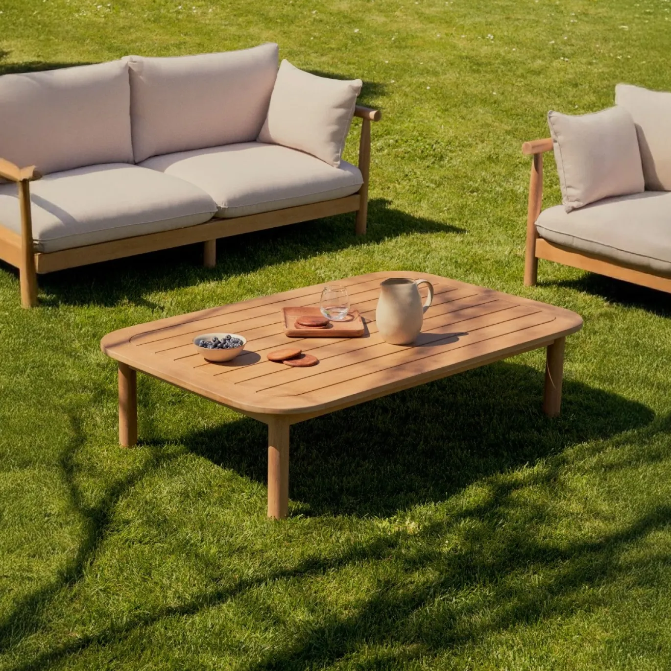 Kave Home Salontafel Sacova Outdoor Massief Eucalyptushout 140x89cm