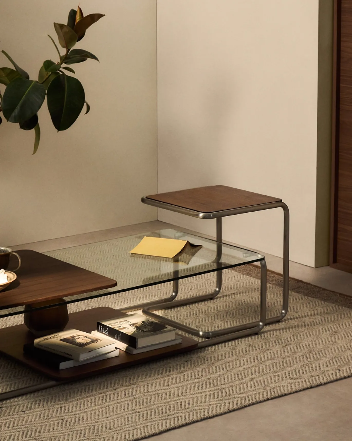 Kave Home Salontafel Tarsel Gehard Glas Met Walnootfineer 140x60cm