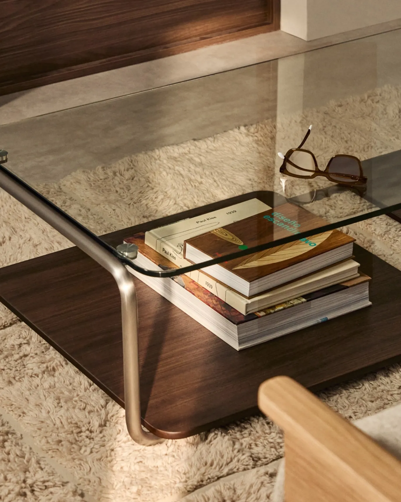 Kave Home Salontafel Tarsel Gehard Glas Met Walnootfineer 140x60cm