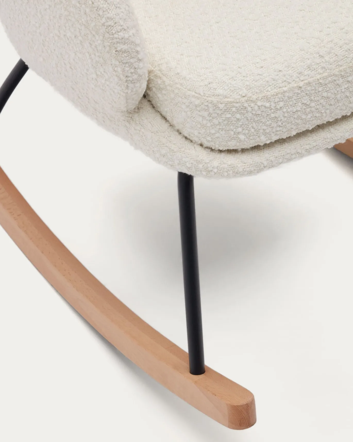 Kave Home Schommelstoel Maustin Wit Bouclé