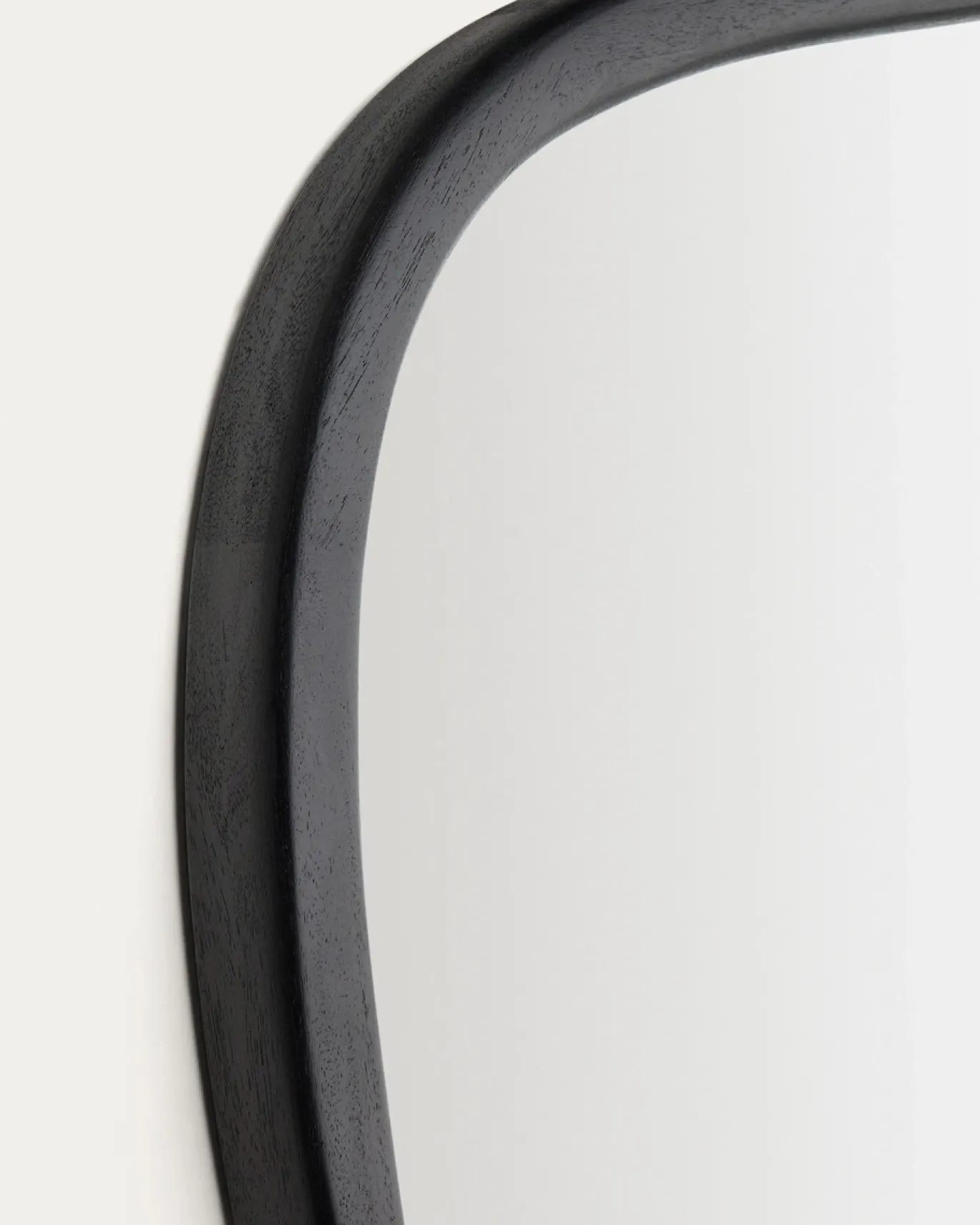 Kave Home Spiegel Alura Zwart Teakhout 45,5x47cm